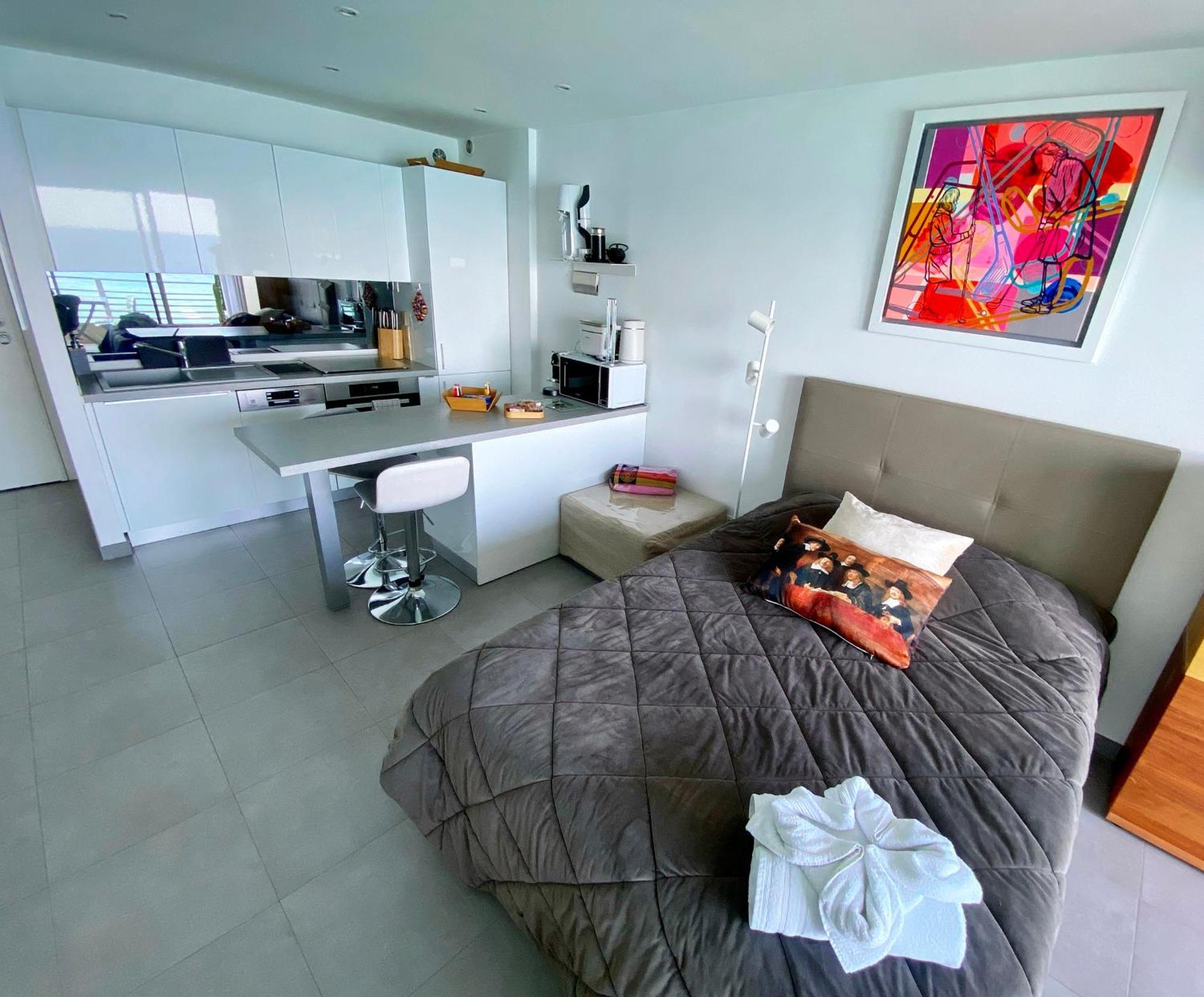 マントンSea View Studio, Huge Terrace On The 4Th Floorアパートメント エクステリア 写真